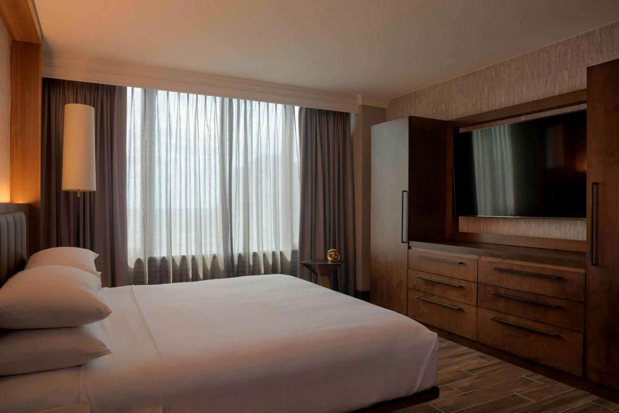 Winston-Salem Marriott Hotell Eksteriør bilde