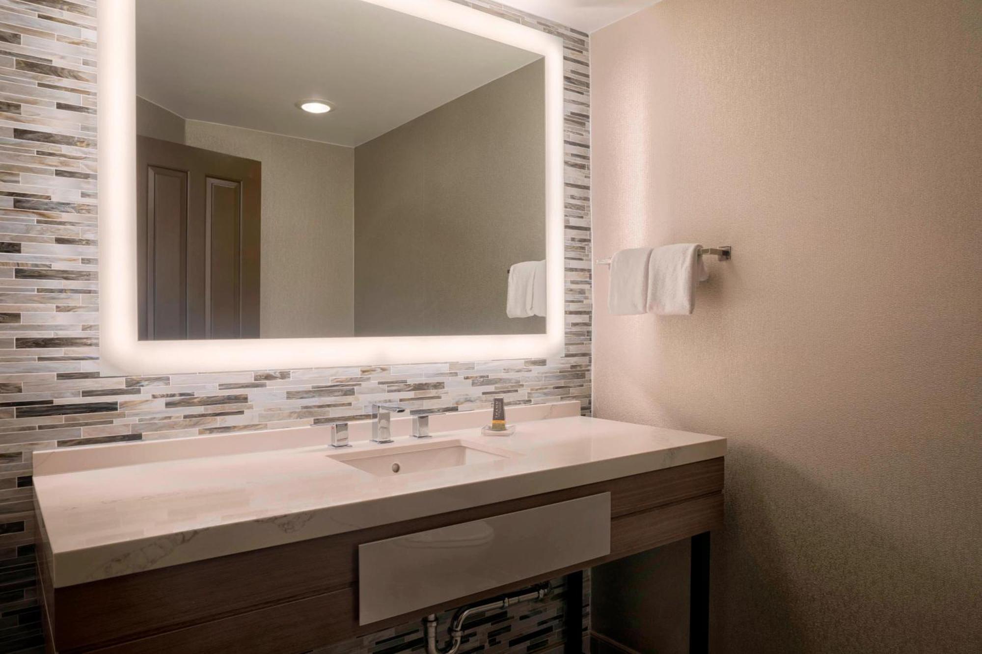 Winston-Salem Marriott Hotell Eksteriør bilde